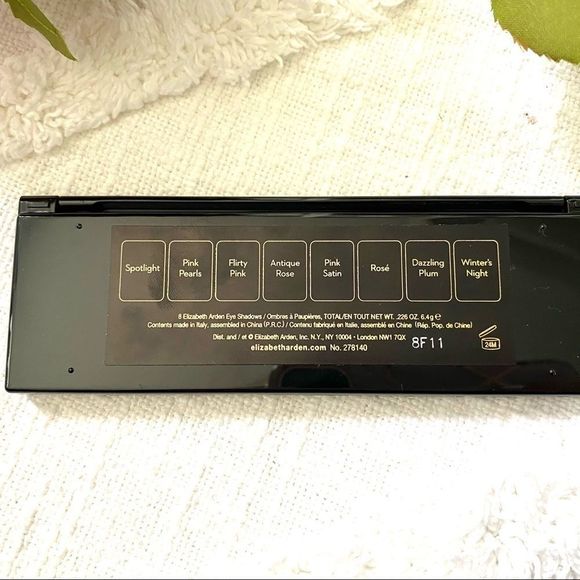 Elizabeth Arden Eyeshadow Palette NEW - Picture 6 of 7